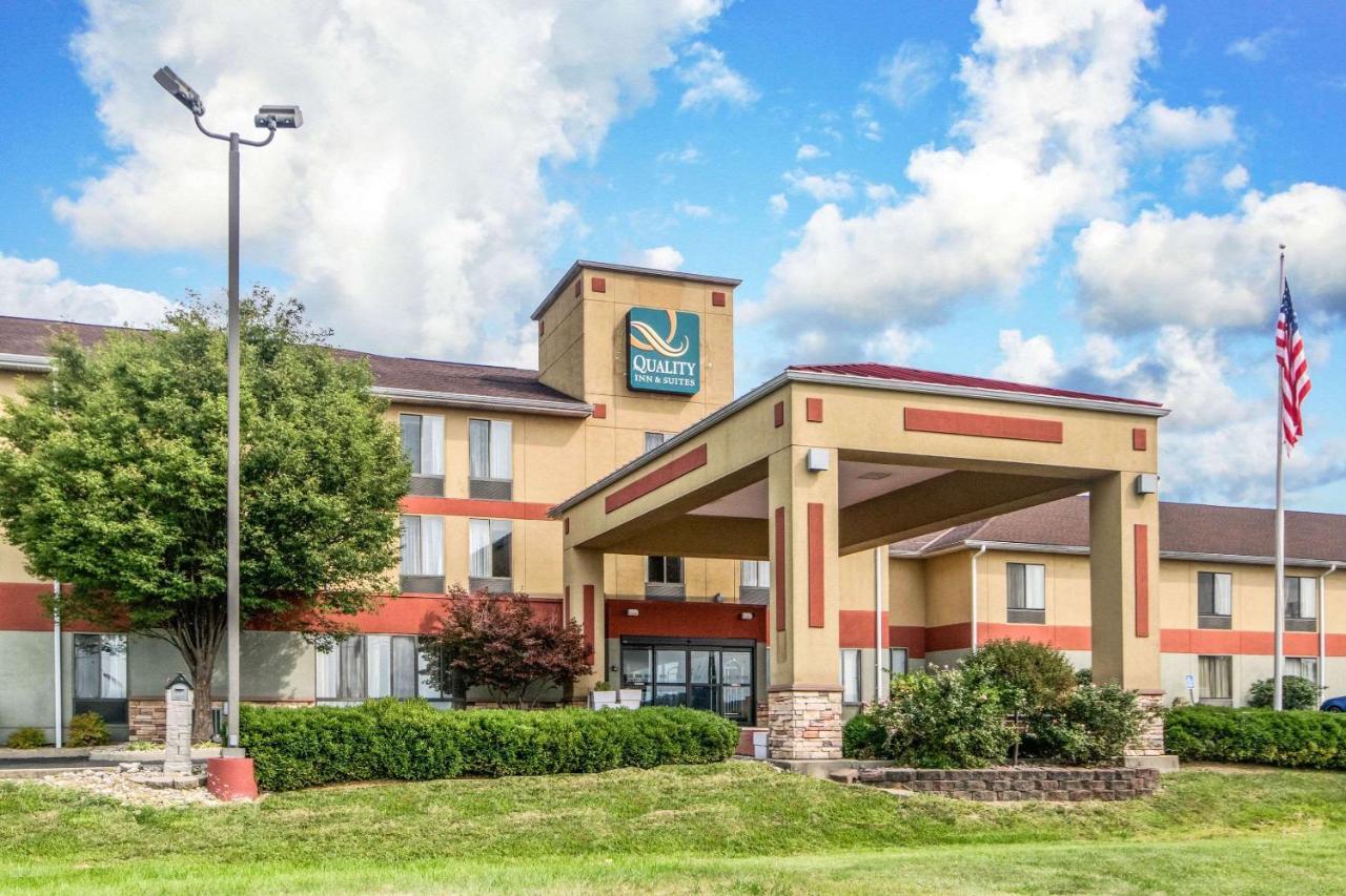 Quality Inn & Suites Лоренсберг Экстерьер фото
